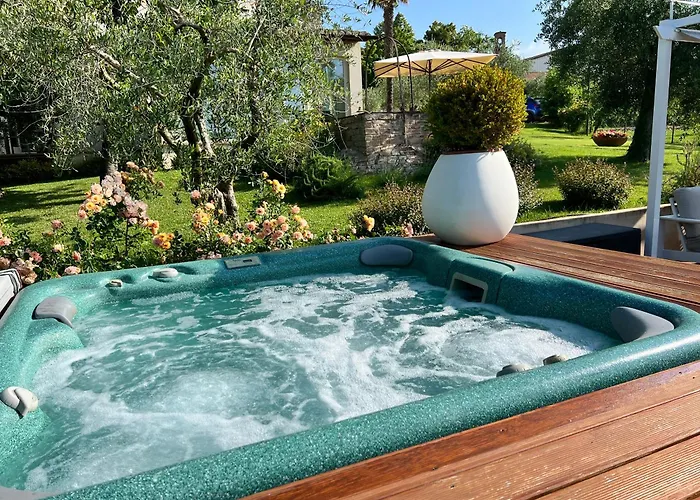 Couette-café Corteviva 3*